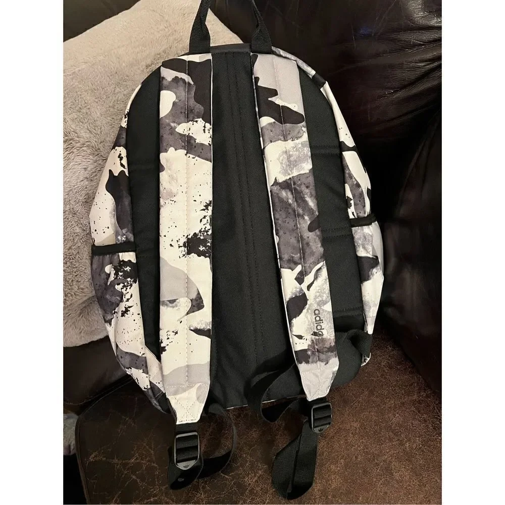 Adidas Trefoil Backpack 2.0 - Picture 2 of 9